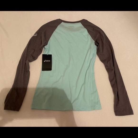 shirt - Picture 2 of 2